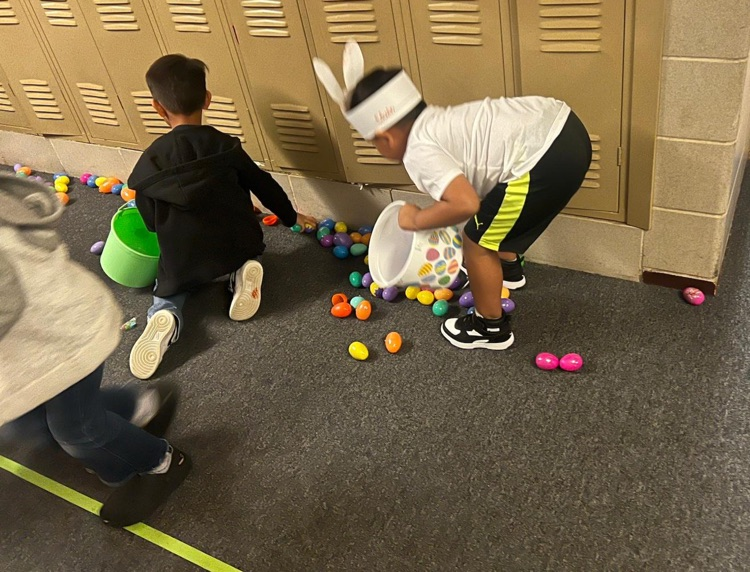 students hunting eggs