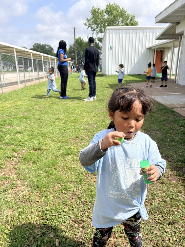 students at field day