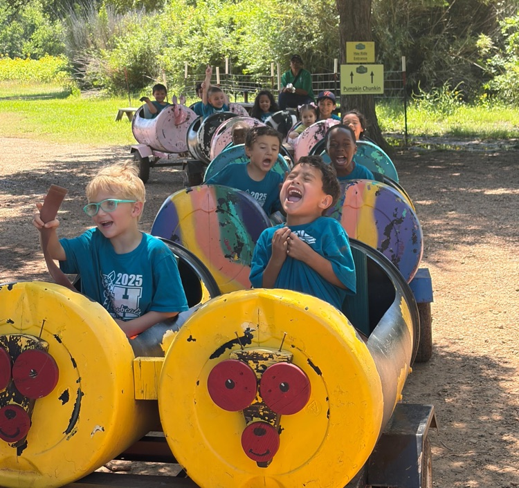 students at the farm