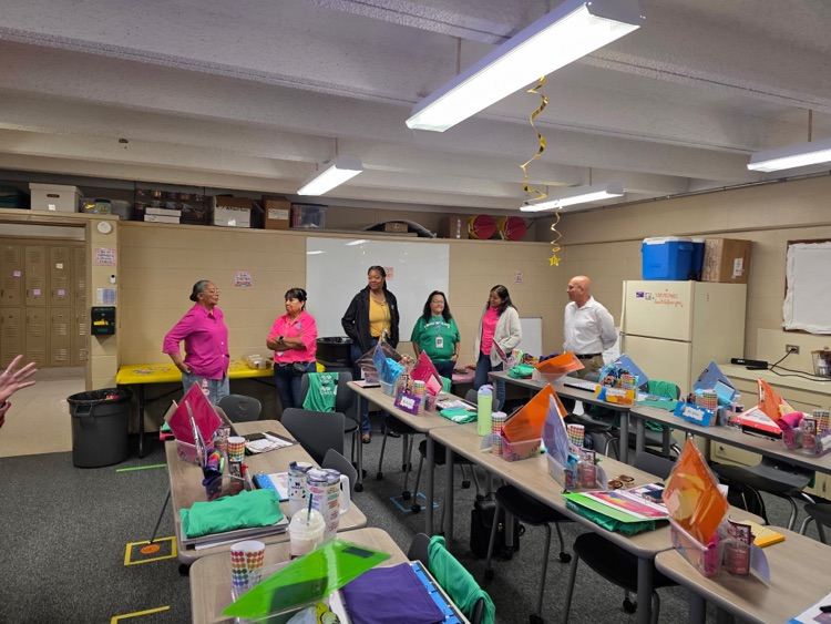 teachers doing group activities 