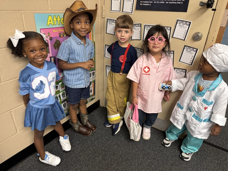 students dressed up