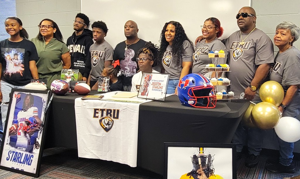 Meaty signs with ETBU