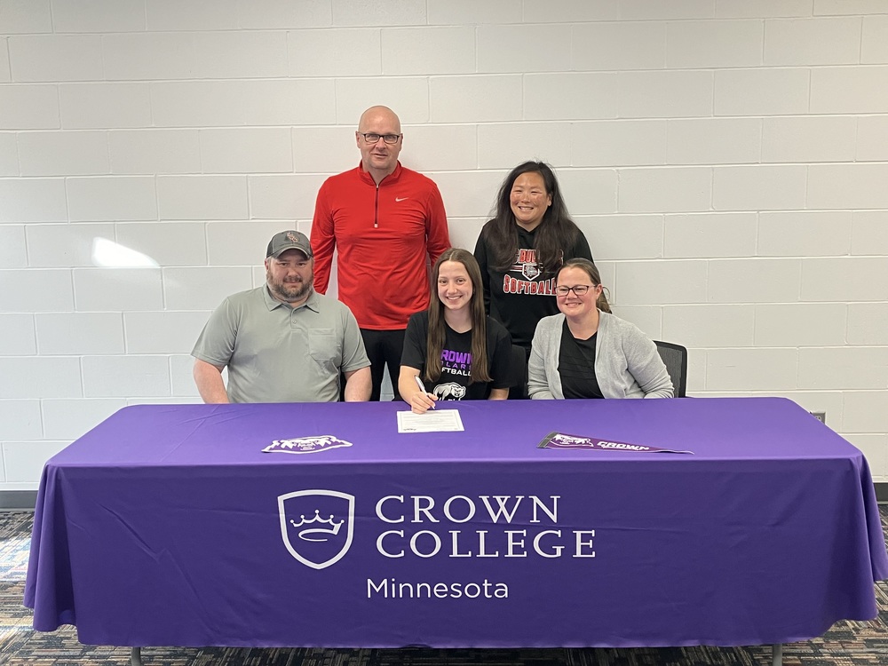 Breanna Bunkowski Crown College