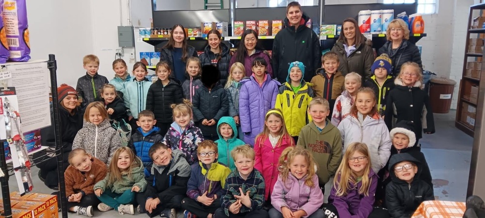 First grade food shelf donation