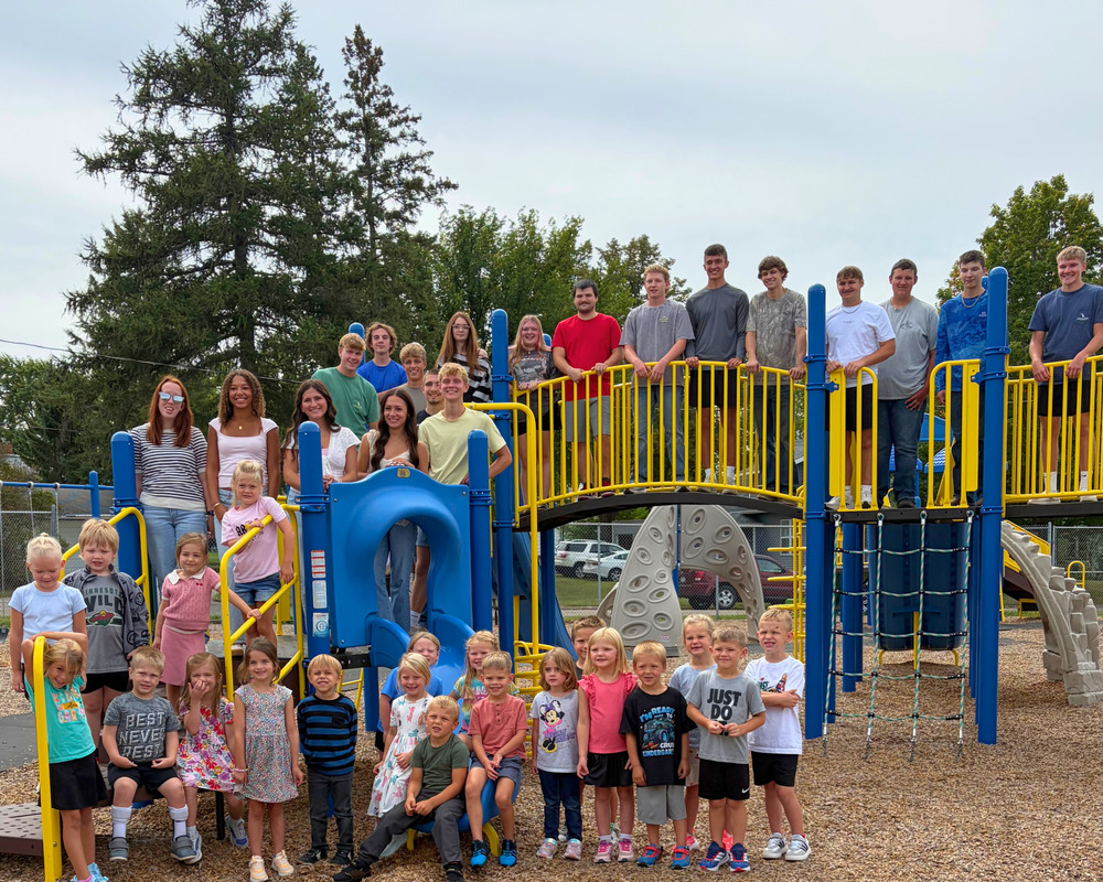 kinder/senior photo