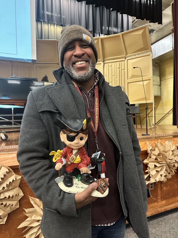 And the Raider Award Goes To...... H. Moody Middle School