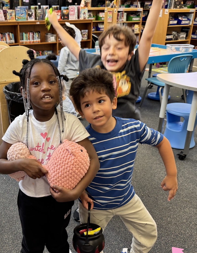 Students excited to shop the ROAR cart.