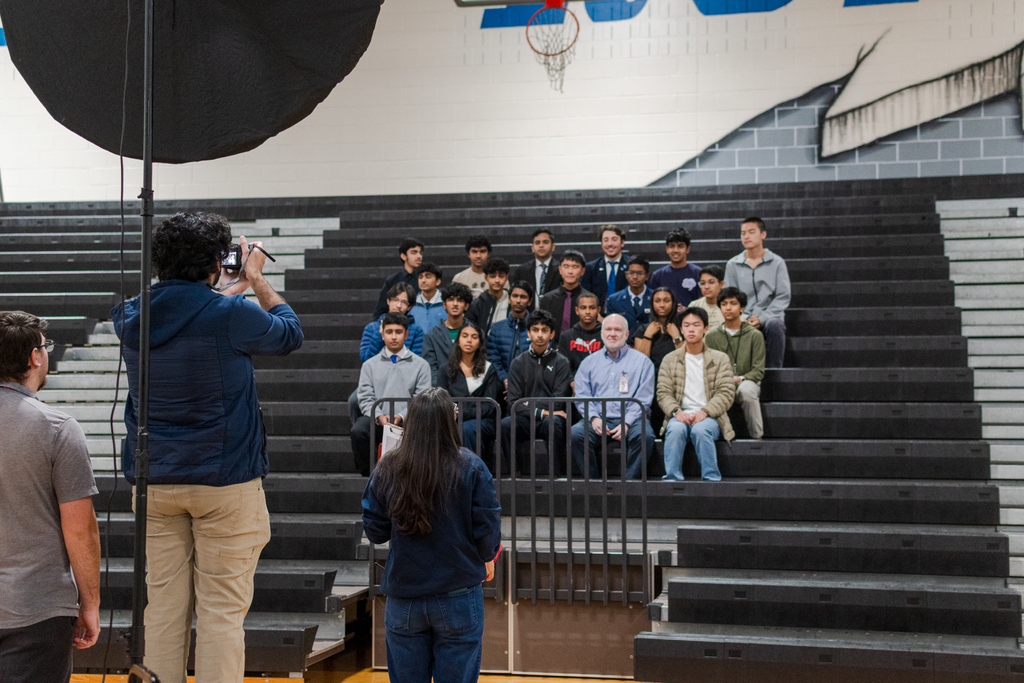 strawbridge photographer & mrs. khimani staging a club for their photo