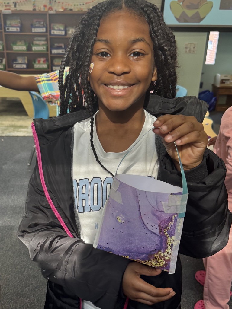 Student made a paper bag.