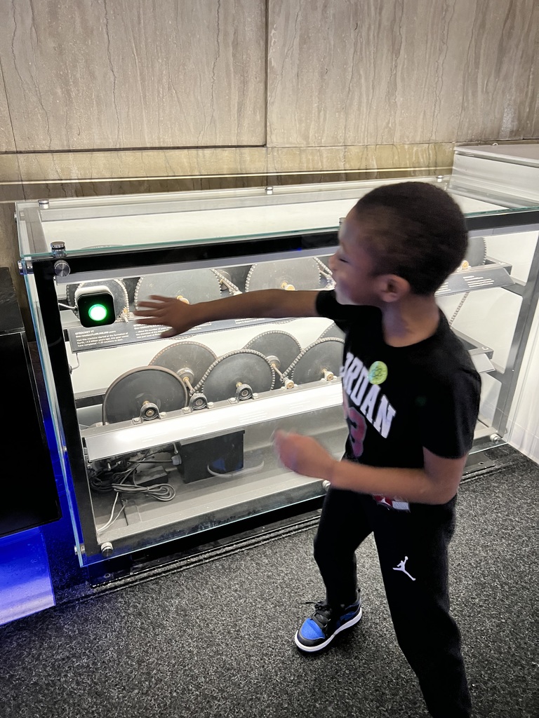 Students explore gears.