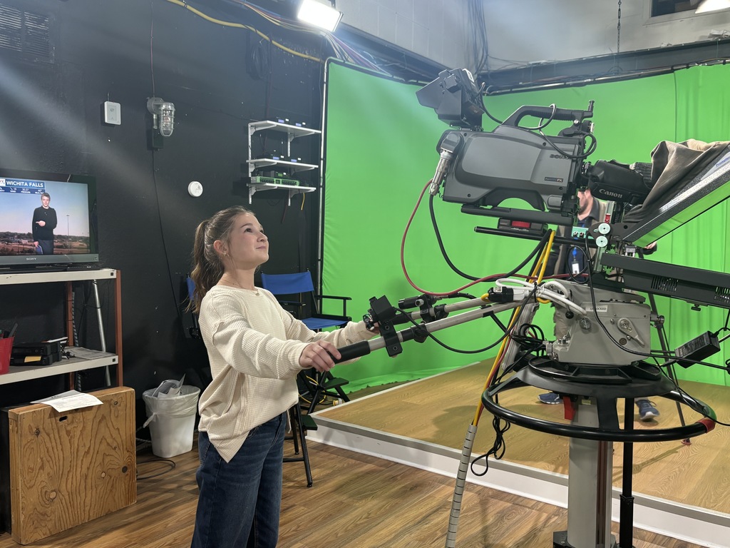 HJH Students at Channel 6 in Wichita Falls, TX.