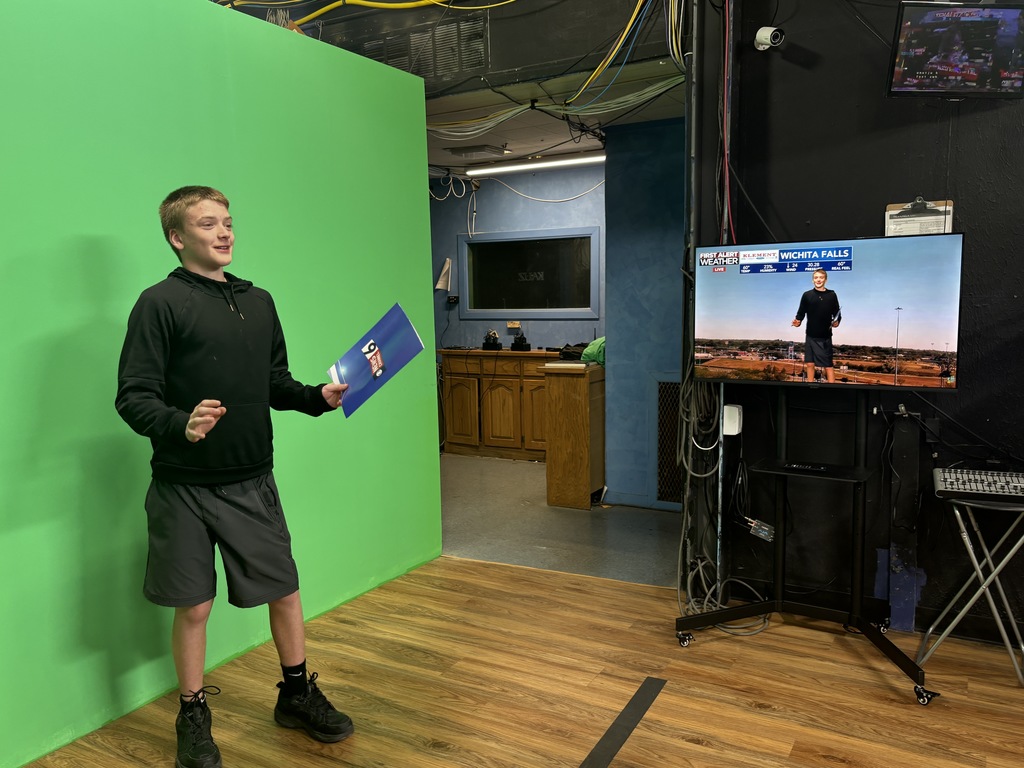 HJH Students at Channel 6 in Wichita Falls, TX.