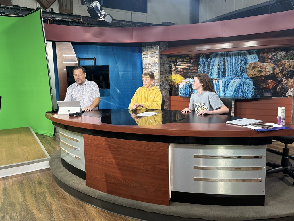 HJH Students at Channel 6 in Wichita Falls, TX.