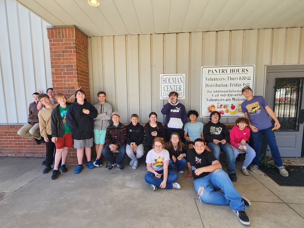 Group photo at the food bank