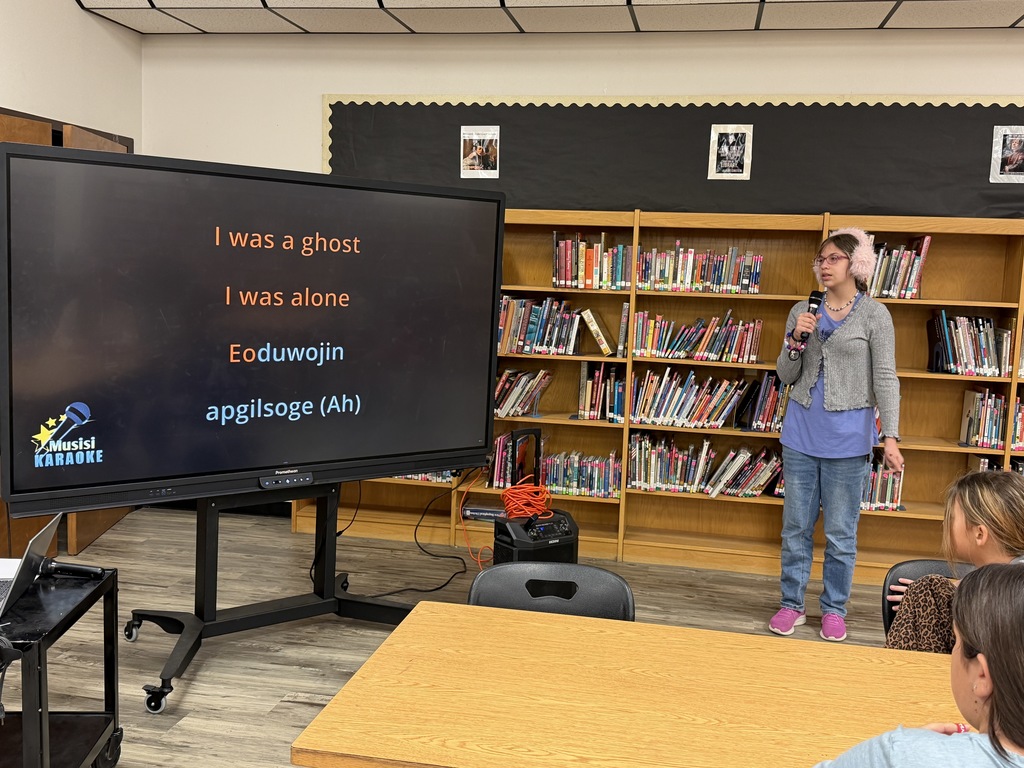 Christmas Activities at HJH = Karaoke in the Library!