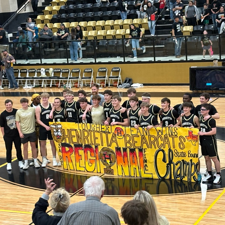 🏆 REGIONAL CHAMPS 🏆 Henrietta – 48 Lamesa – 33 A complete team effort and a defensive battle all night. The Bearcats answered every run and finished the job. Next Stop: STATE SEMIFINALS. Trust. Passion. Discipline. #TPD #BearcatBasketball