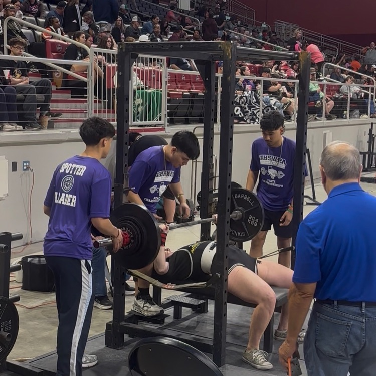 Maddy benching! Great Job!