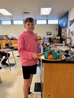 Earth layers in a cake!