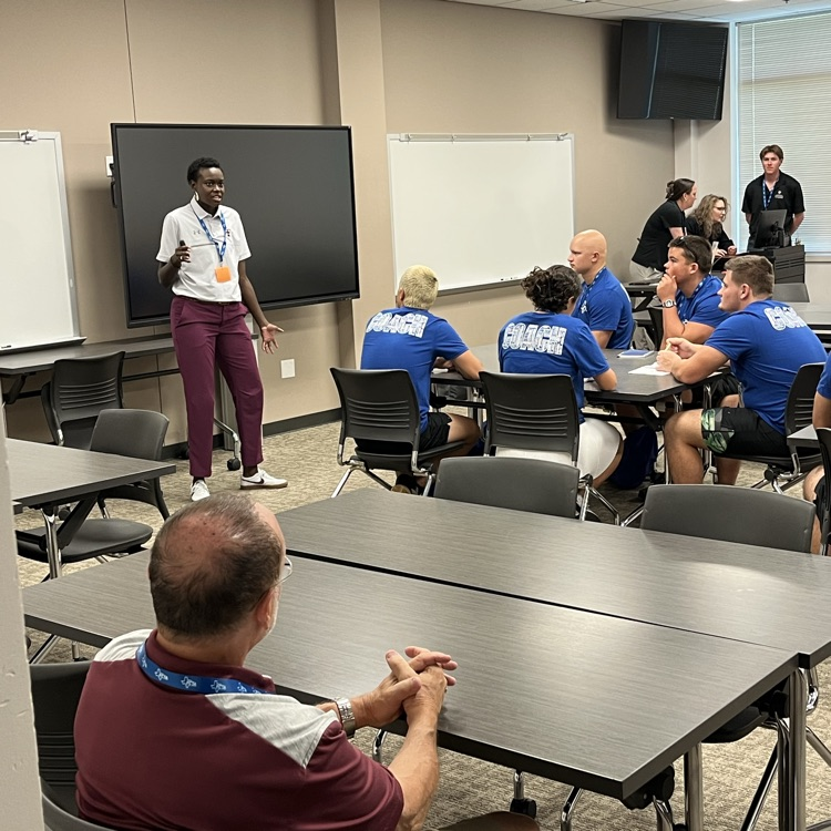 Future coaches learning about how to organize practice.