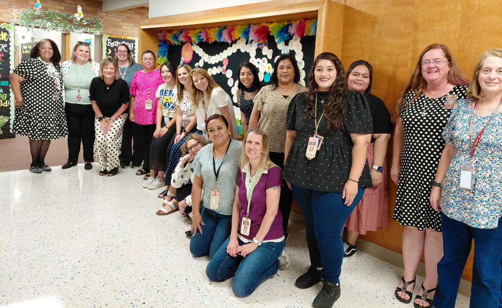 NW staff in dots