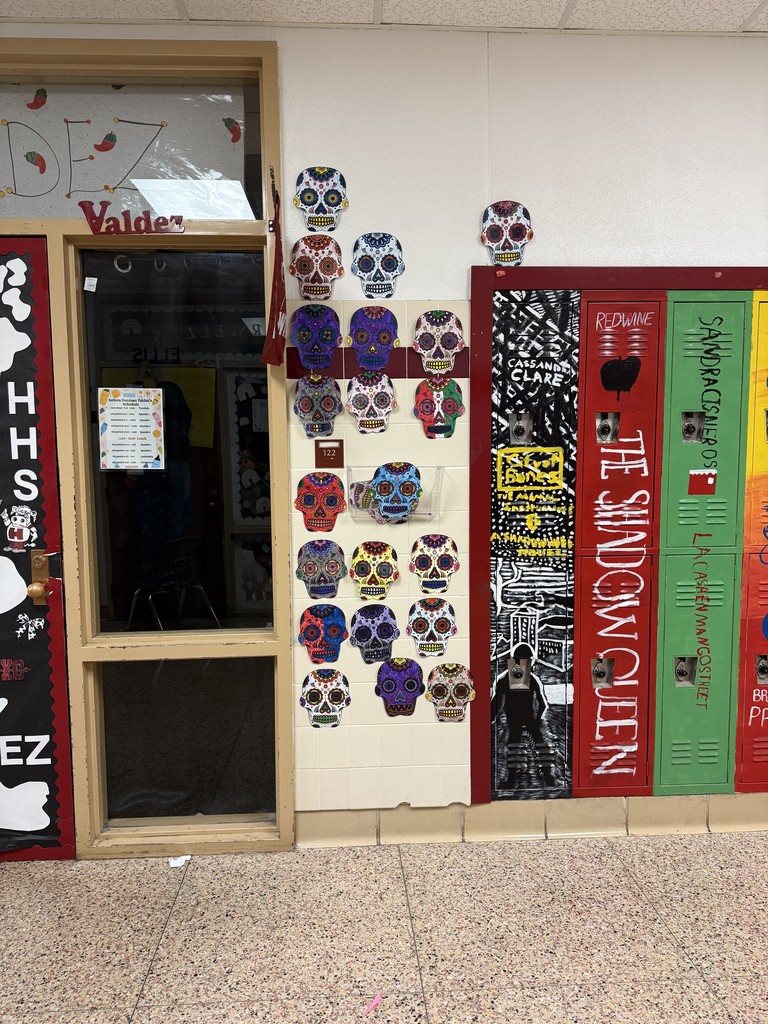 Miss Avila and Mrs. Valdez's students colored Calaveras in honor of Día de los Muertos.