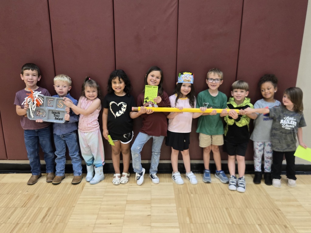 Mrs. Roth's class - winners of the big pencil and the lunch tray award