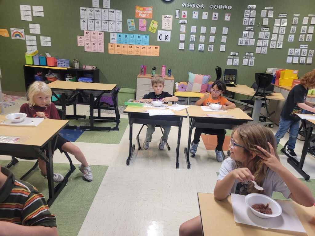 First Grade Johnny Appleseed Day