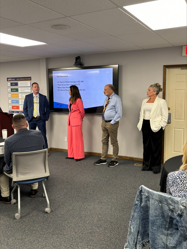 Dr. Webb attending USA Kansas event