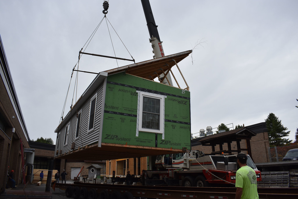 Building Construction house being moved