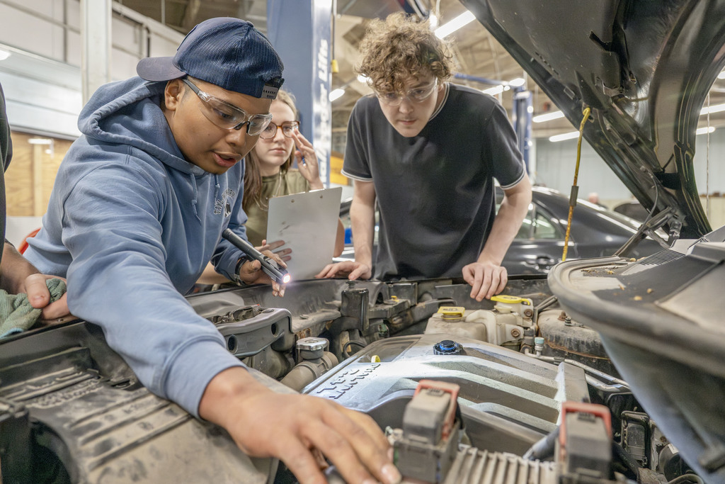 Automotive Technology students working in class