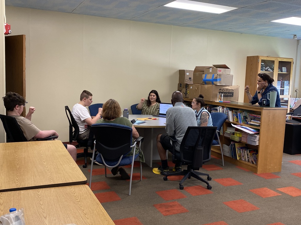 Utica University student Emma Macrina visits Pathways Academy classroom