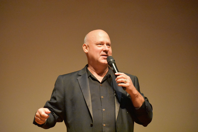 Mentalist Robert Channing speaks on stage