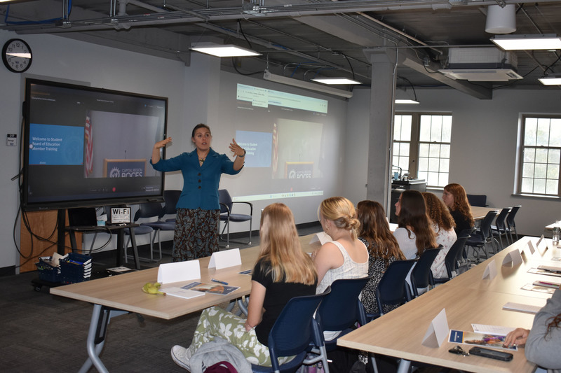 Ruth Leavitt speaks to Ex officio student board members