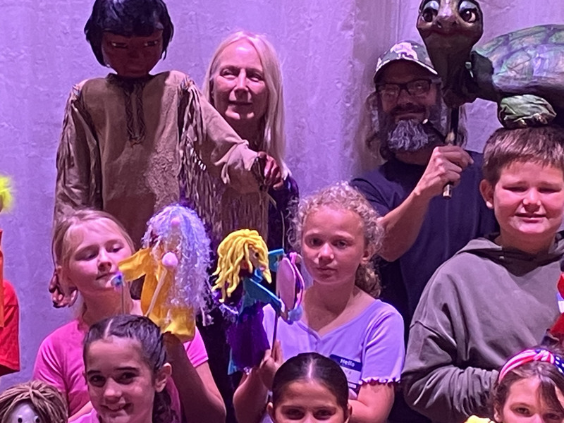 Honors Prograp puppet workshop