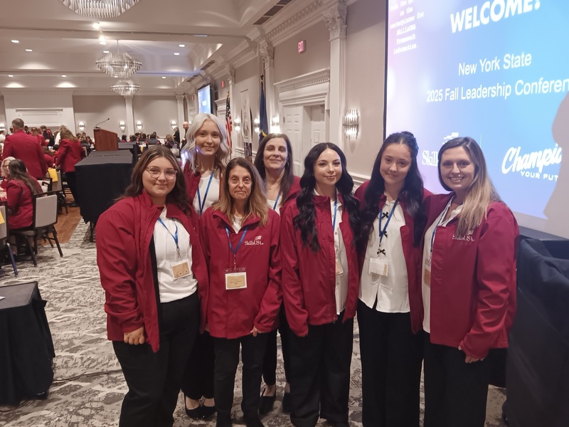 SkillsUSA students and advisors at SkillsUSA Fall Leadership Confernece