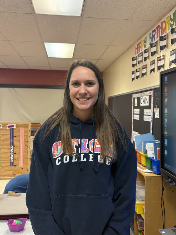 Leanne Byard in classroom