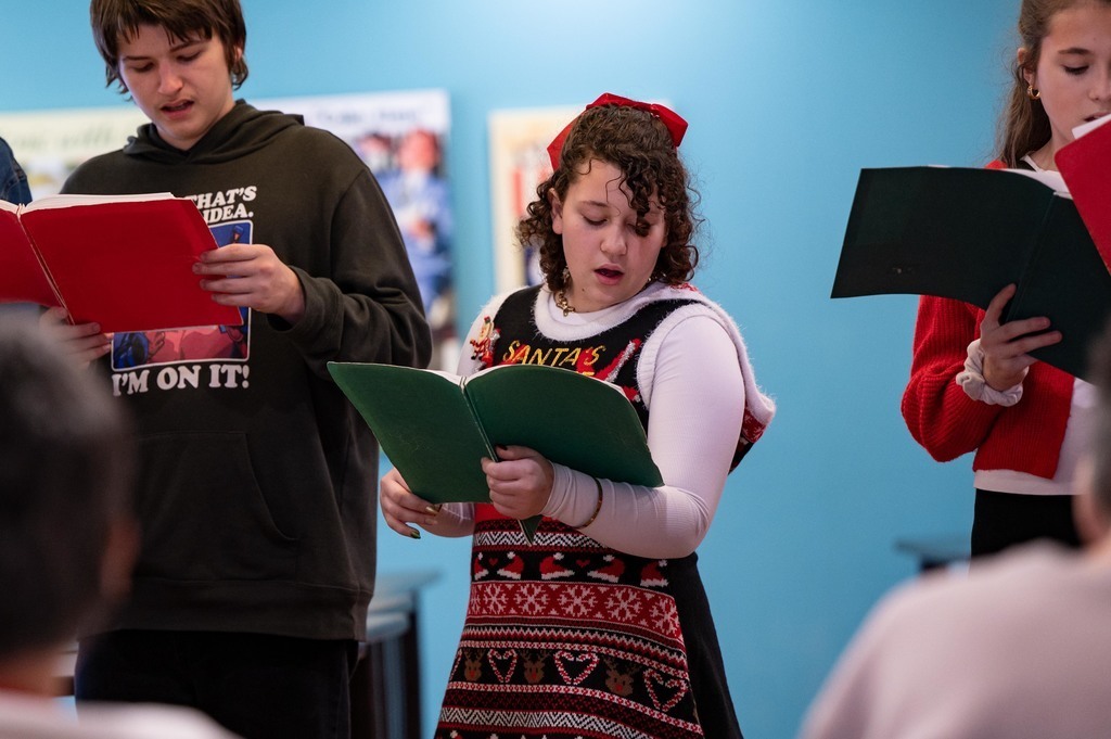 HJHS Choir-29