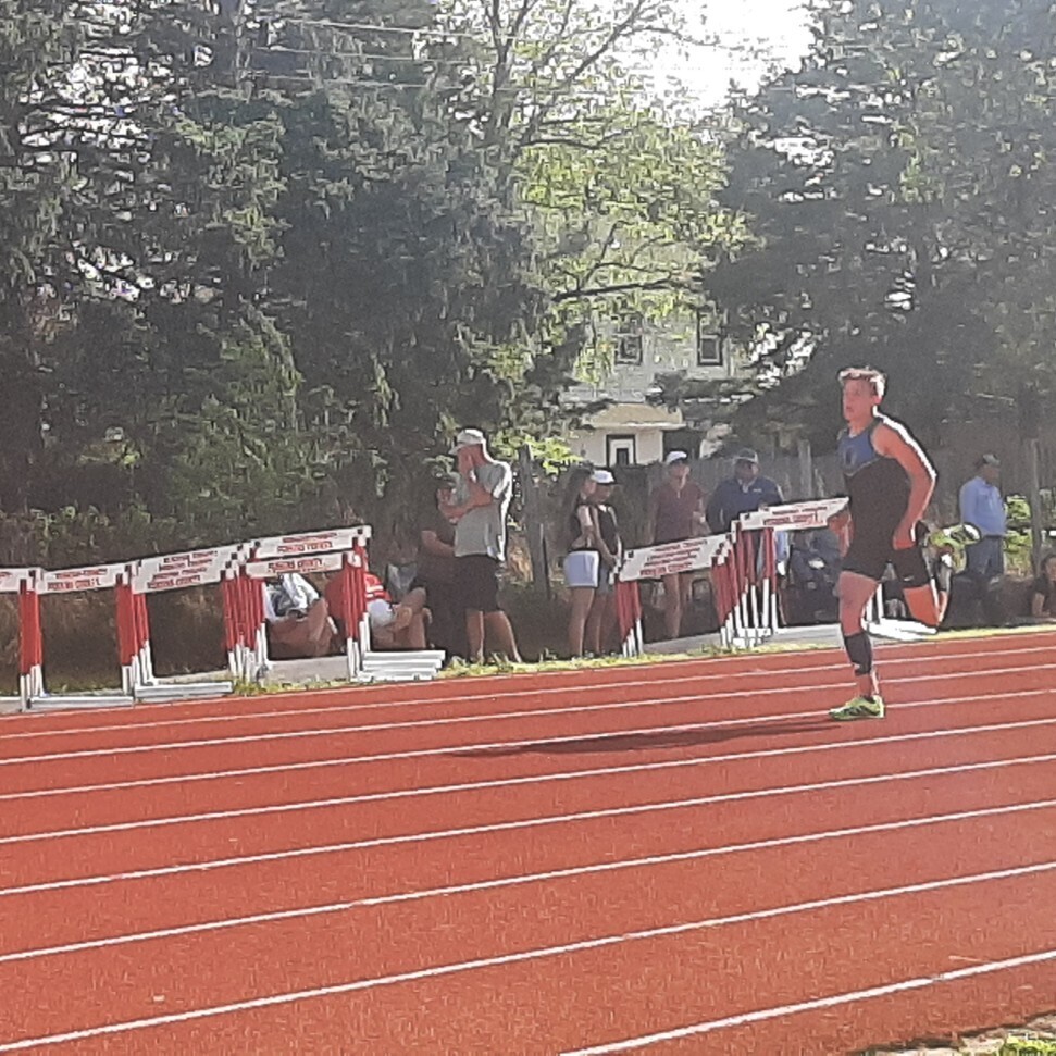 t & f