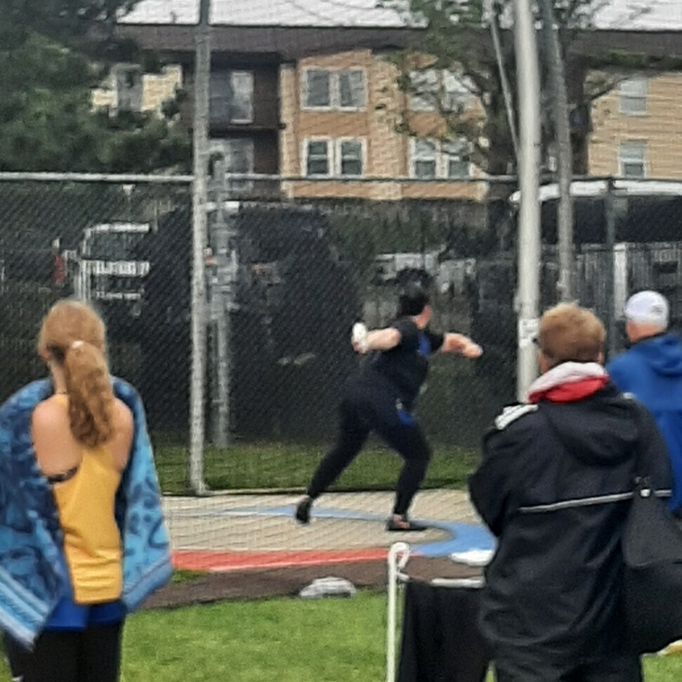 t & f