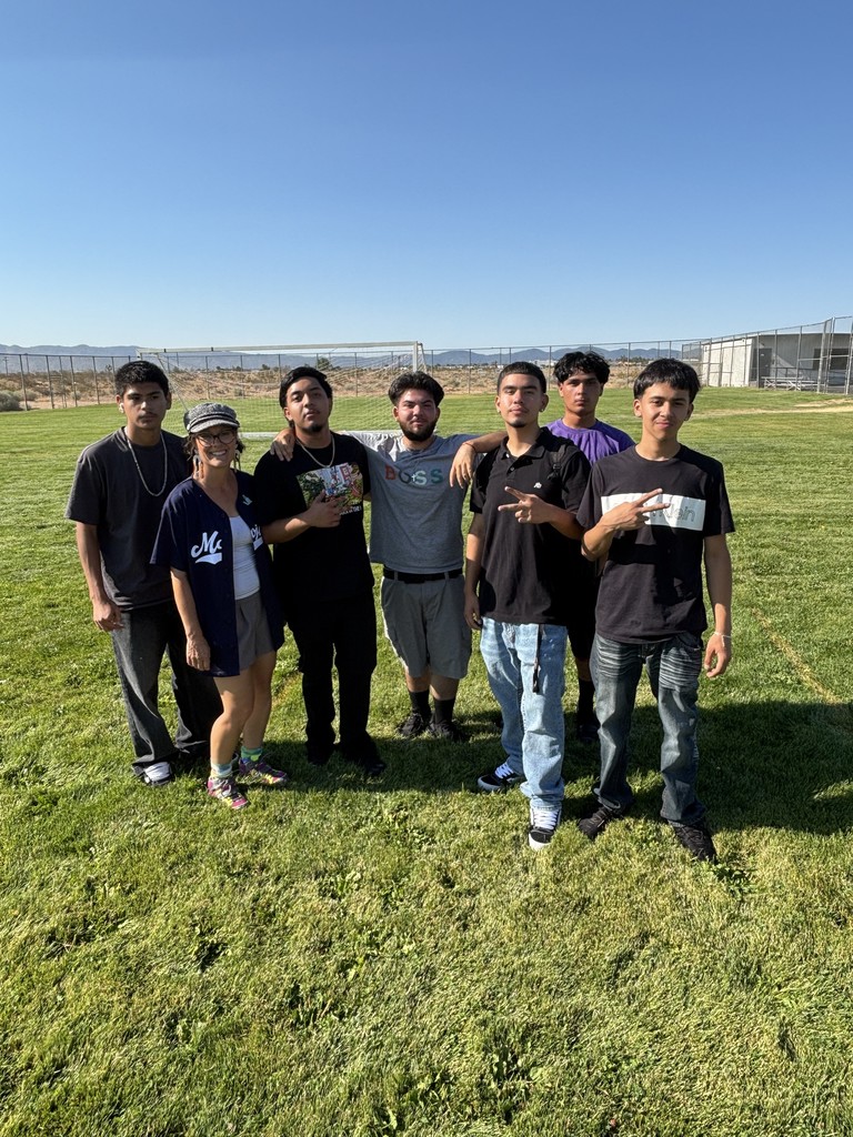 Mojave students and staff at connections day
