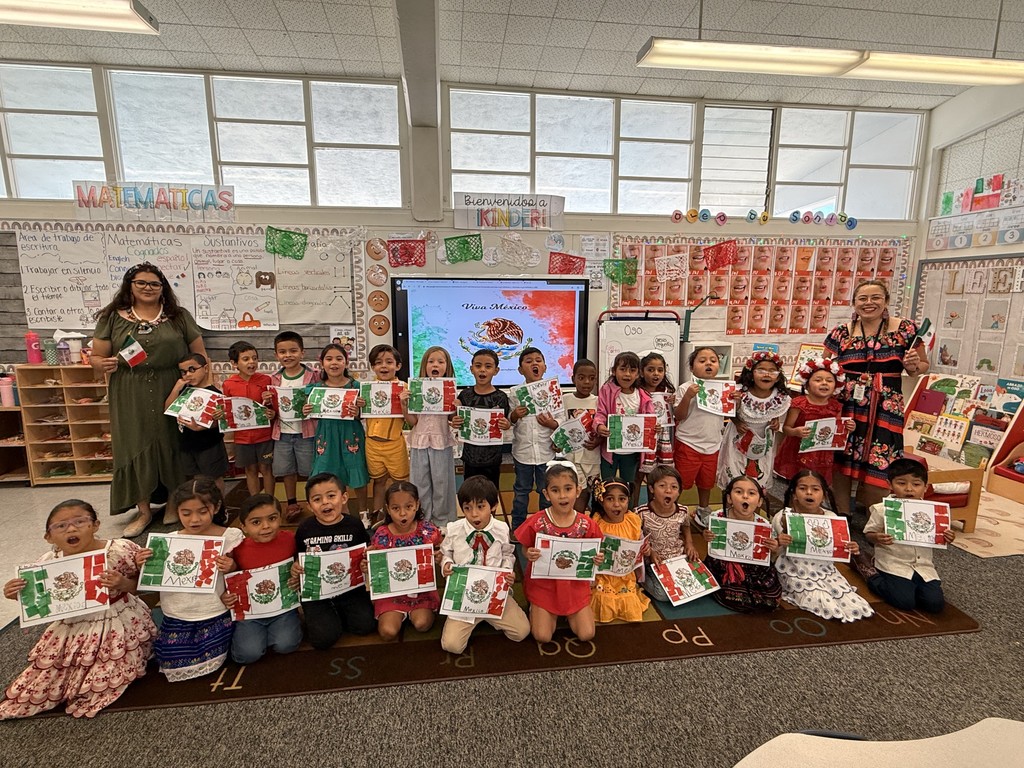 🎉 Earlier this week, our students came together to celebrate Mexican Independence Day! 🇲🇽✨ The day was filled with vibrant colors, traditional attire, and a shared appreciation for Mexican culture and heritage. We are proud of our Bulldogs for honoring this special day with joy and respect! 🐾💚🤍❤️  #MexicanIndependenceDay #JCBulldogPride #CulturalCelebration