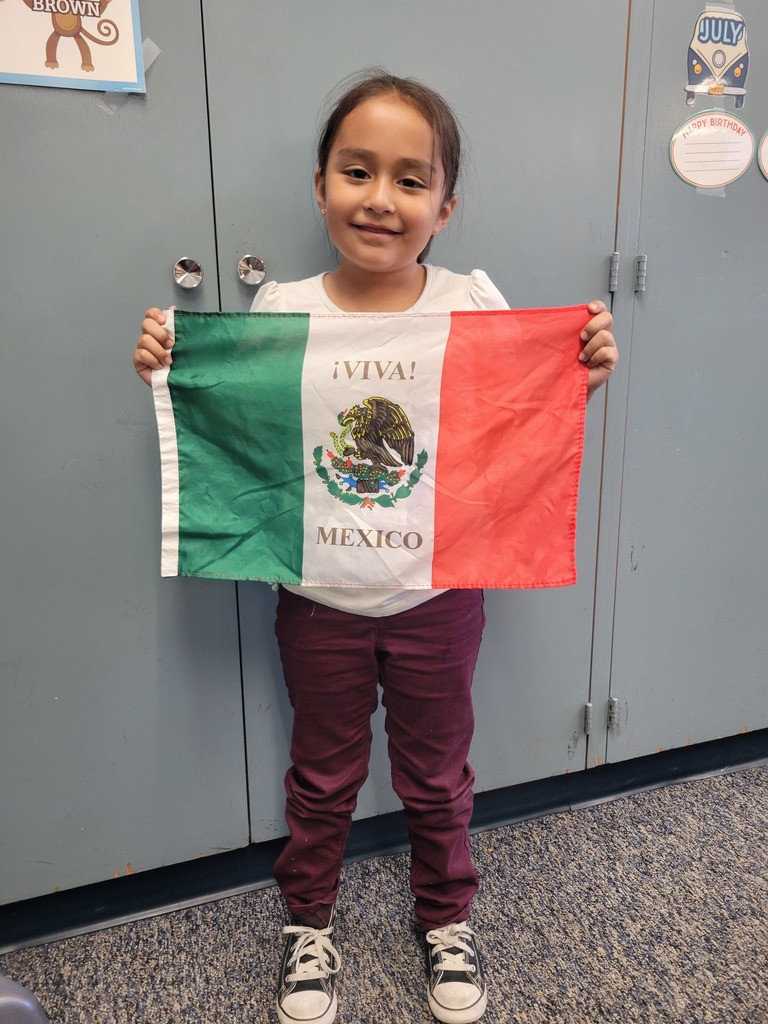 🎉 Earlier this week, our students came together to celebrate Mexican Independence Day! 🇲🇽✨ The day was filled with vibrant colors, traditional attire, and a shared appreciation for Mexican culture and heritage. We are proud of our Bulldogs for honoring this special day with joy and respect! 🐾💚🤍❤️  #MexicanIndependenceDay #JCBulldogPride #CulturalCelebration