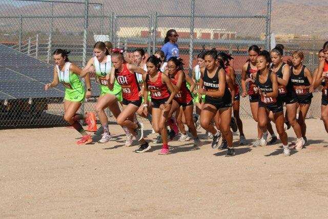 OHHS lady cross country start running in the race