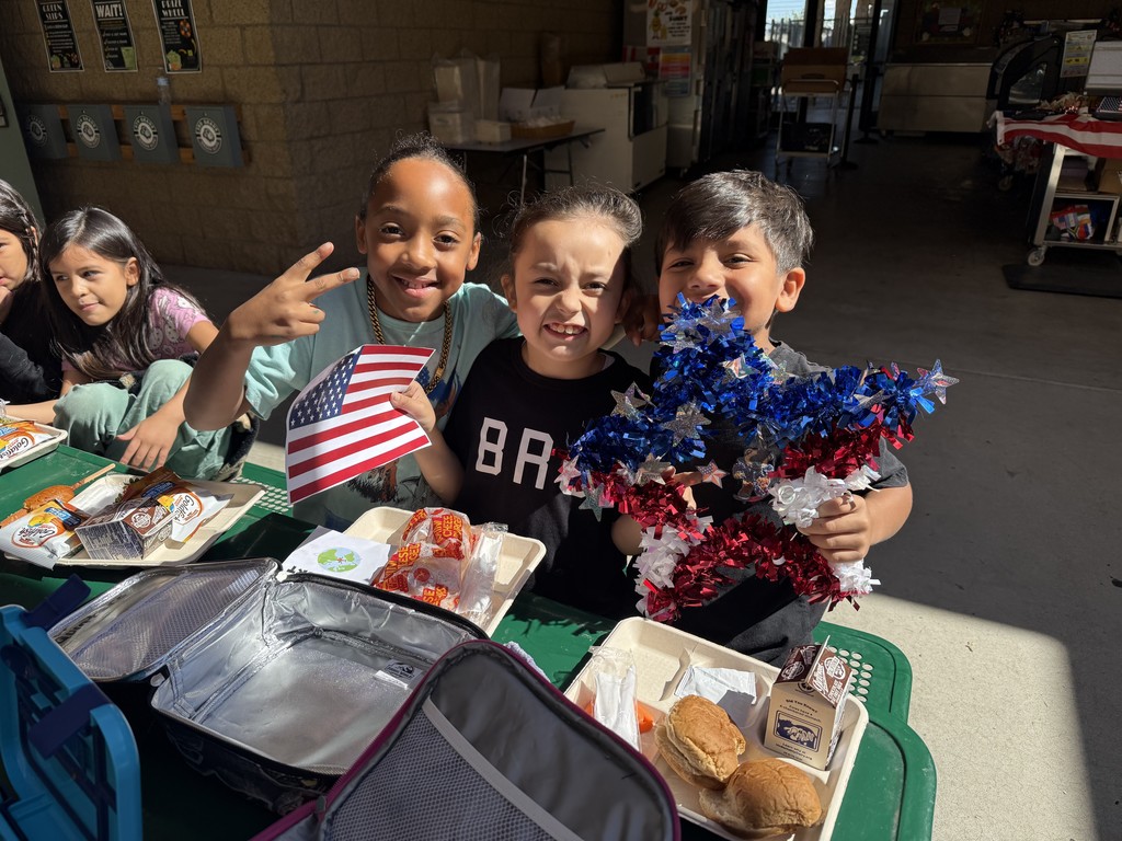 Students and staff celebrate national school week