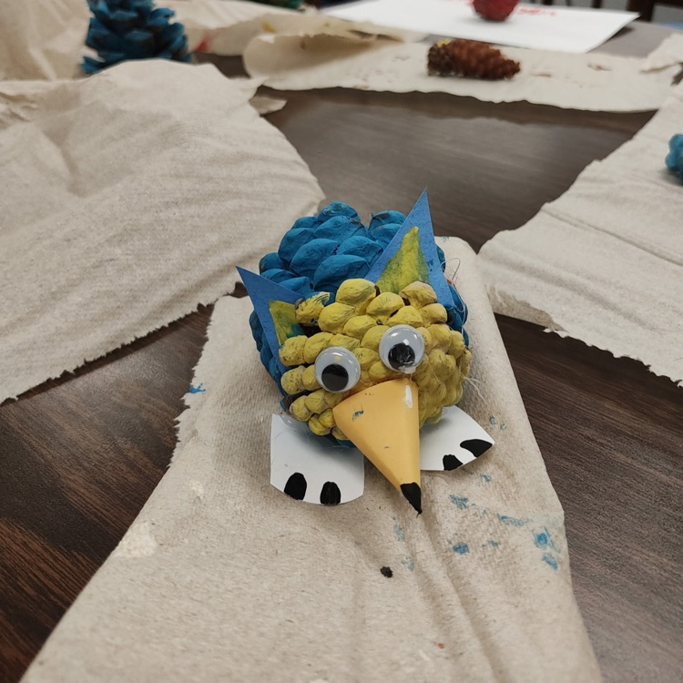 Pinecone Centerpiece 