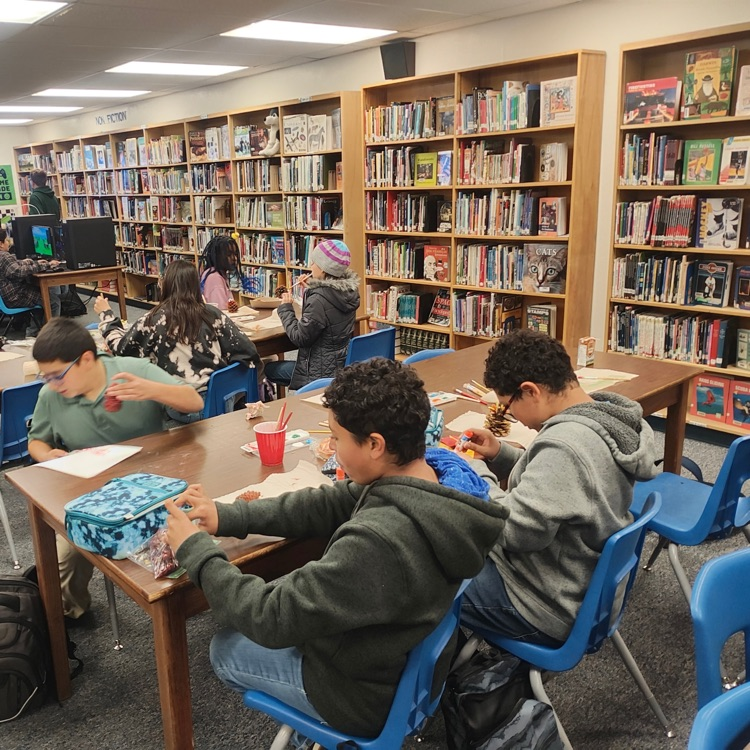Pinecone Centerpiece 