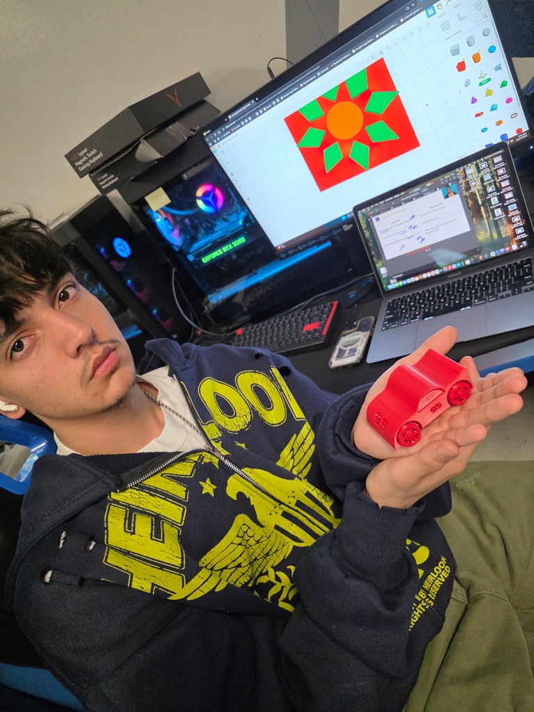 Students in Computer Animated Design (CAD) class