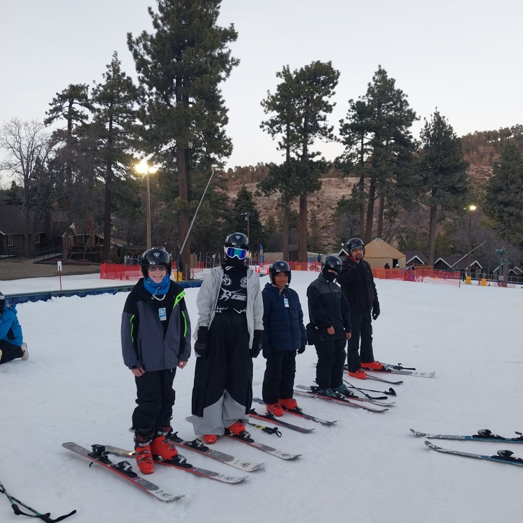 Ski & Snowboard Club