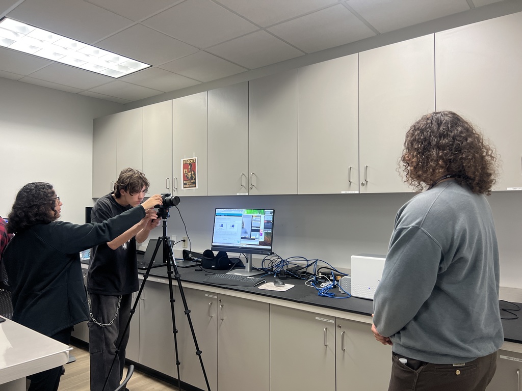 Sultana students touring IT department for public health