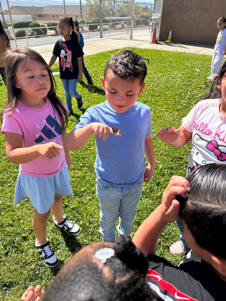 kindergarten students